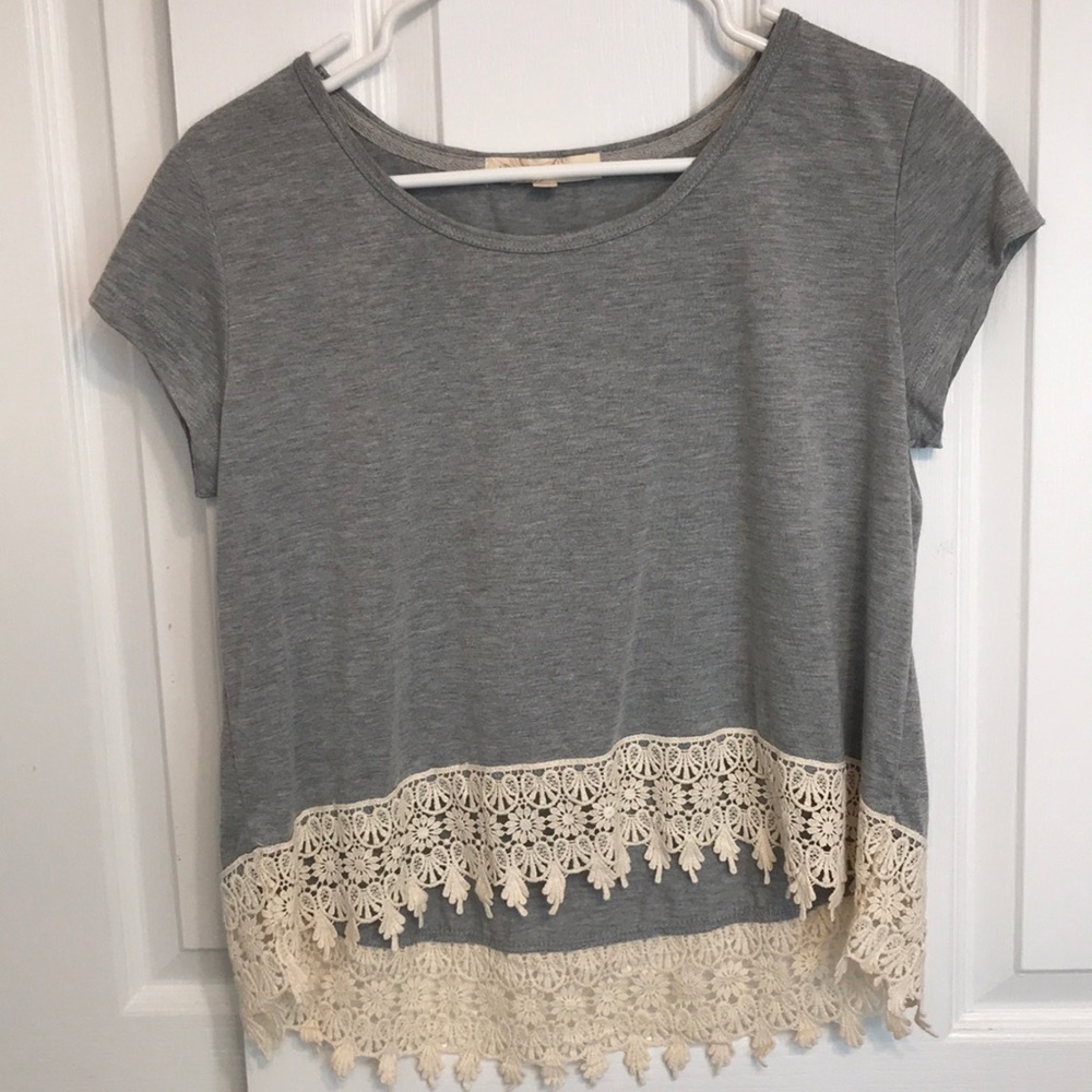 Grey crochet t-shirt